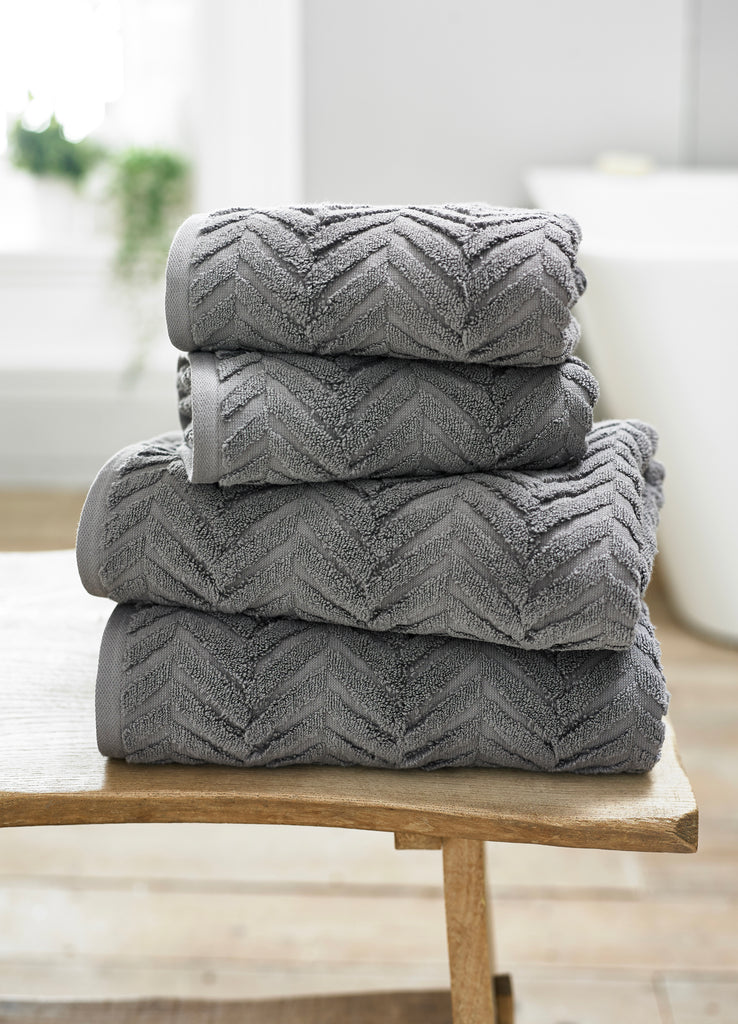 The Lyndon Company Catalonia Zero Twist 100% BCI Cotton 650gsm Dark Grey Towels