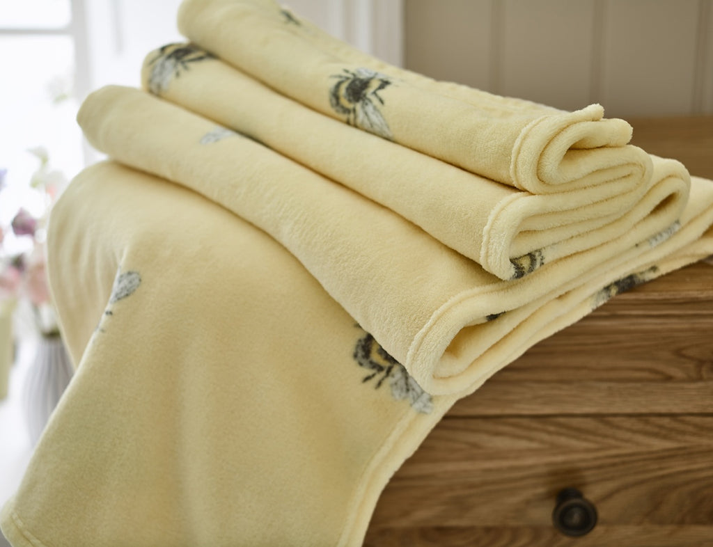 Deyongs Cozy Comforts Brighter Days 130cm x 170cm Fleece Throws