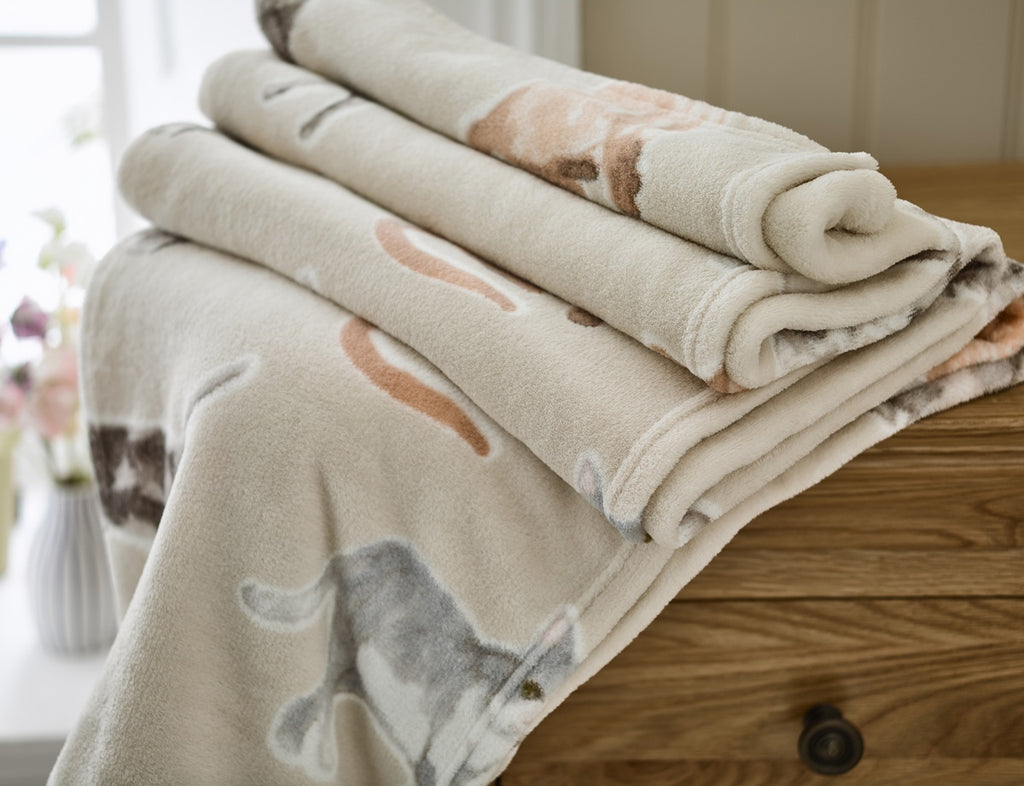 Deyongs Cozy Comforts Natural Home 130cm x 170cm Fleece Throws