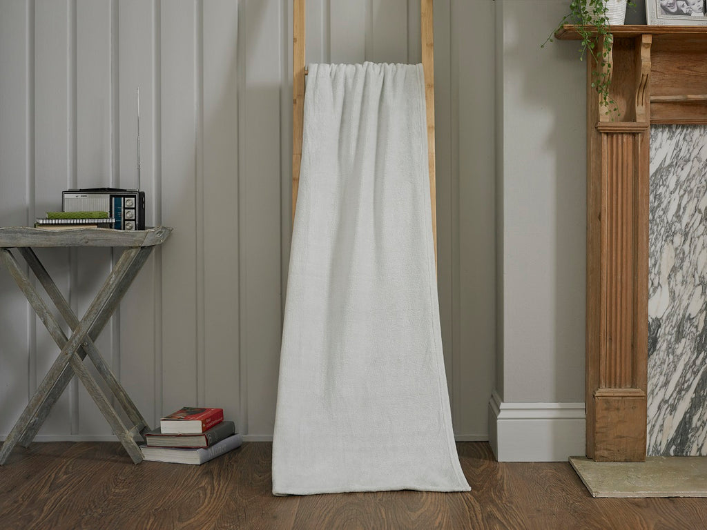 Deyongs 1846 Cosy Comforts 127cm x 152cm Throws