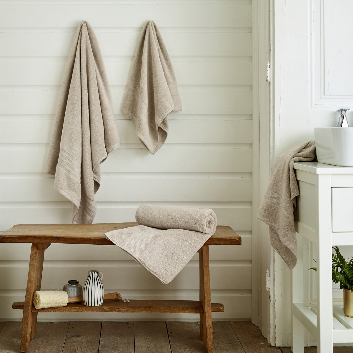 Deyongs Northmoor Soft Touch 100% Cotton 520gsm Stone Towels