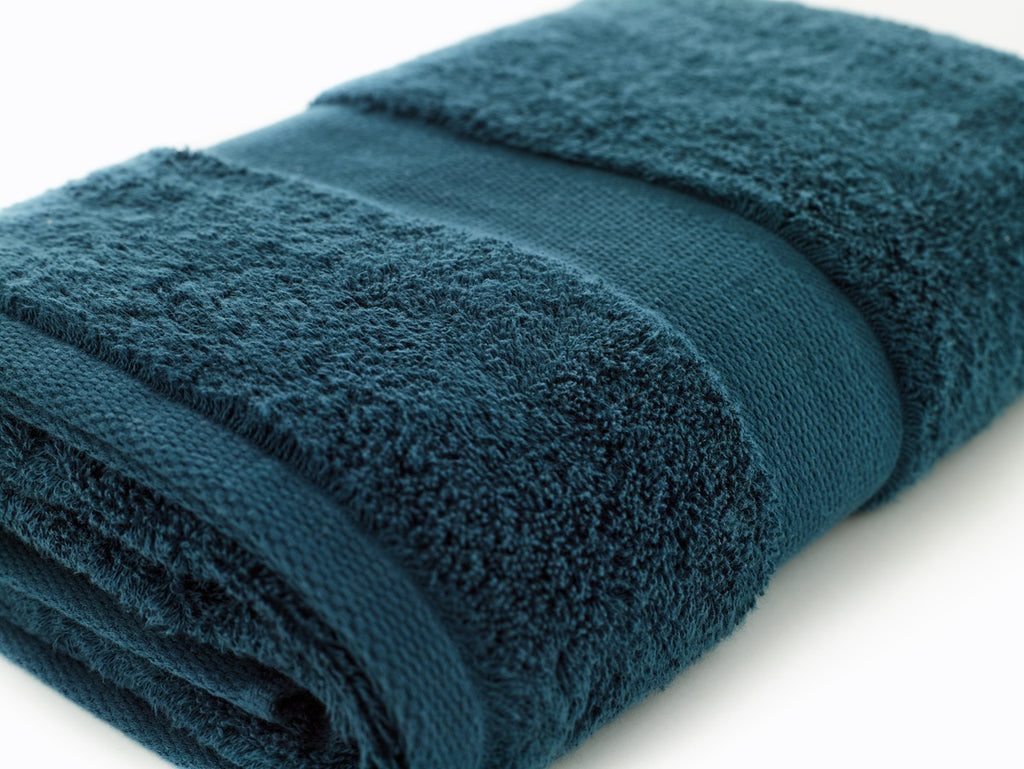 Deyongs Egyptian Embrace 100% Cotton 550gsm Peacock Towels