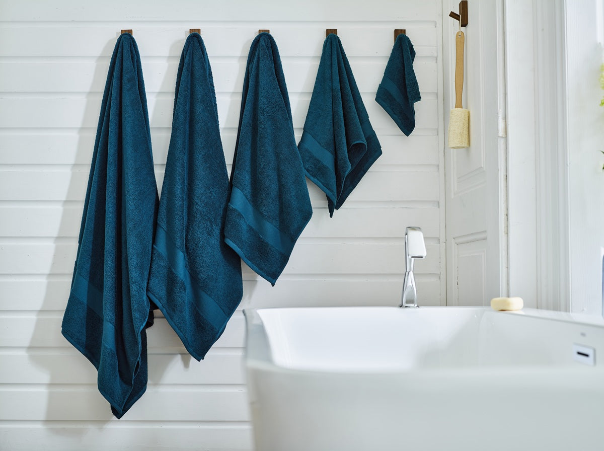 Deyongs Egyptian Embrace 100% Cotton 550gsm Peacock Towels