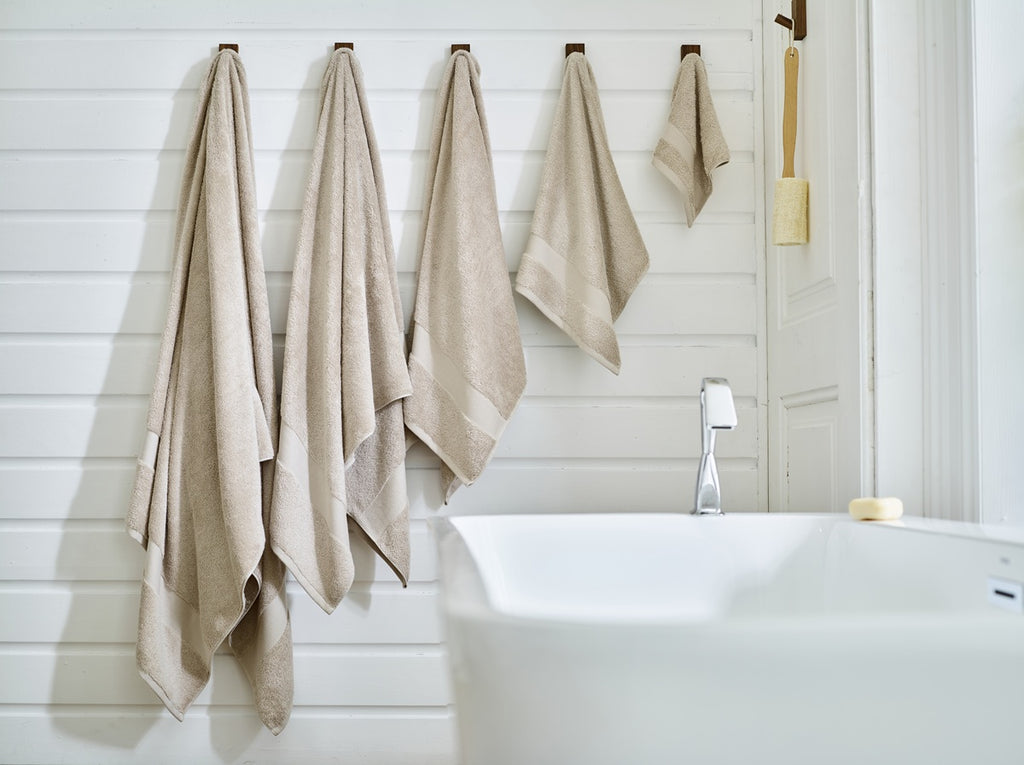 Deyongs Egyptian Embrace 100% Cotton 550gsm Pebble Towels