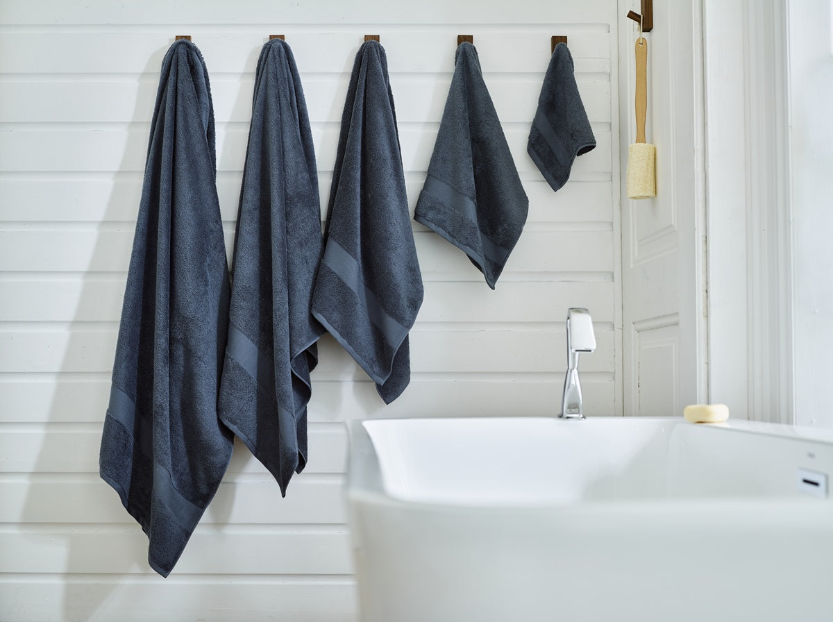 Deyongs Egyptian Embrace 100% Cotton 550gsm Storm Blue Towels
