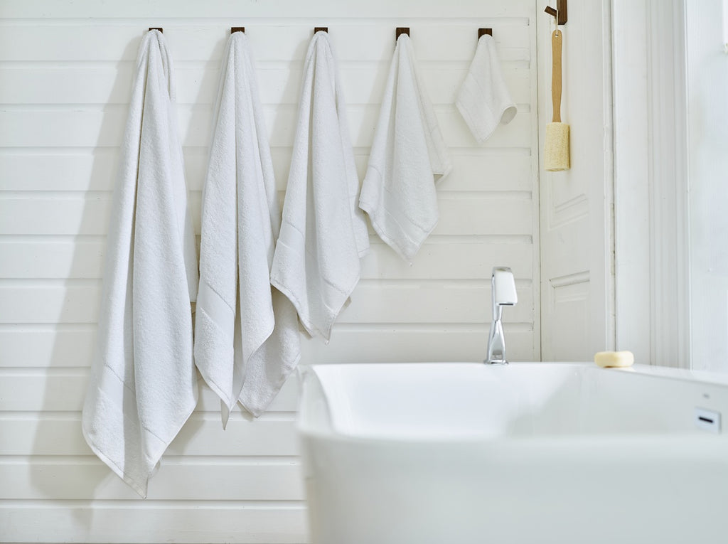 Deyongs Egyptian Embrace 100% Cotton 550gsm White Towels