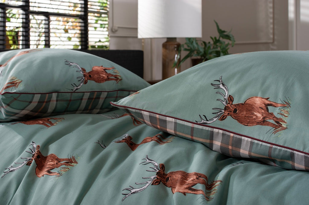 The Lyndon Company Highland Fell Multi Duvet Set