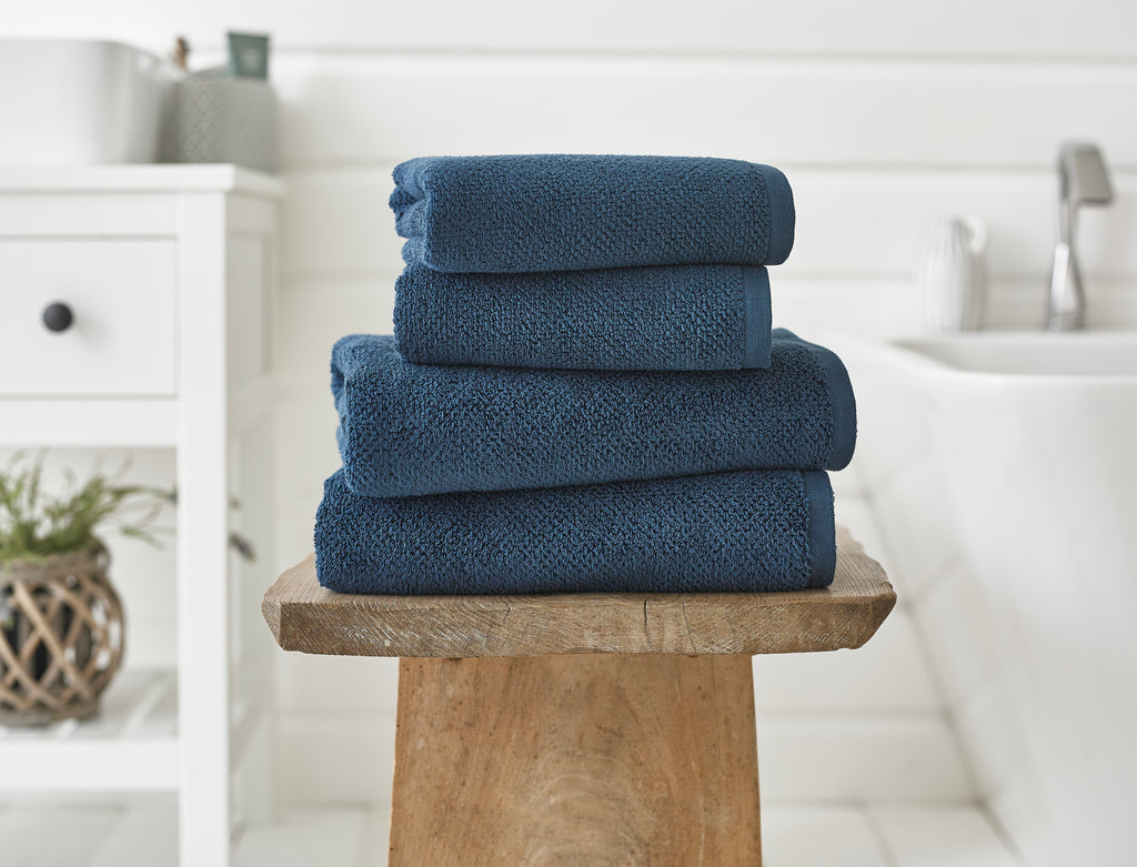 Deyongs Romeo Quik Dry Zero Twist Navy 100% Cotton 450gsm Towels