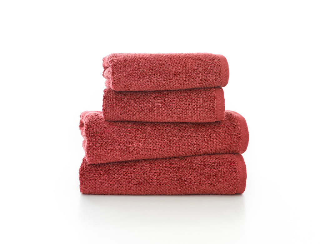 Deyongs Romeo Quik Dry Zero Twist Raspberry 100% Cotton 450gsm Towels