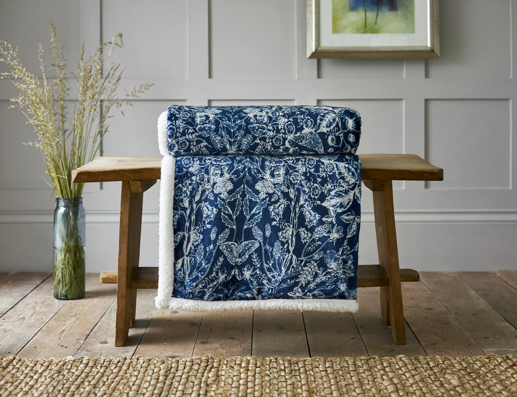 Deyongs 1846 Secret Garden Blue 140cm x 180cm Fleece Throw