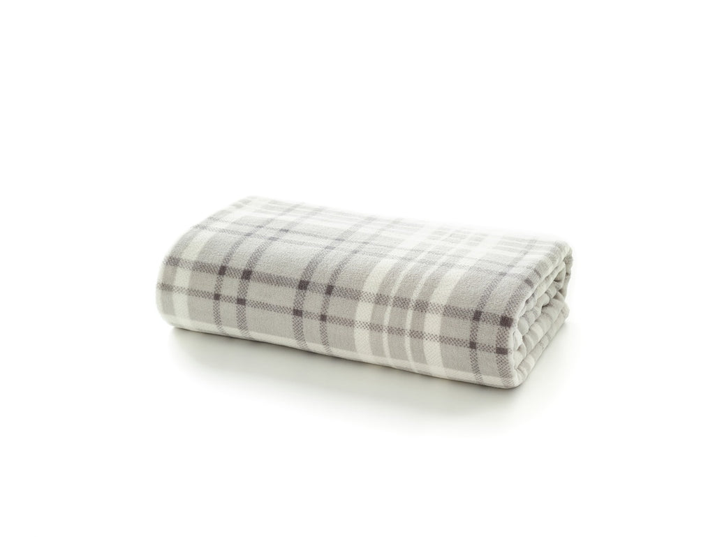 Deyongs 1846 Snuggle Touch Check Microfibre 140cm x 180cm Throws