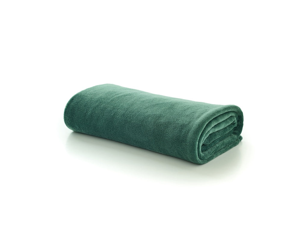 Deyongs 1846 Snuggle Touch Seasonal Microfibre 140cm x 180cm Throw
