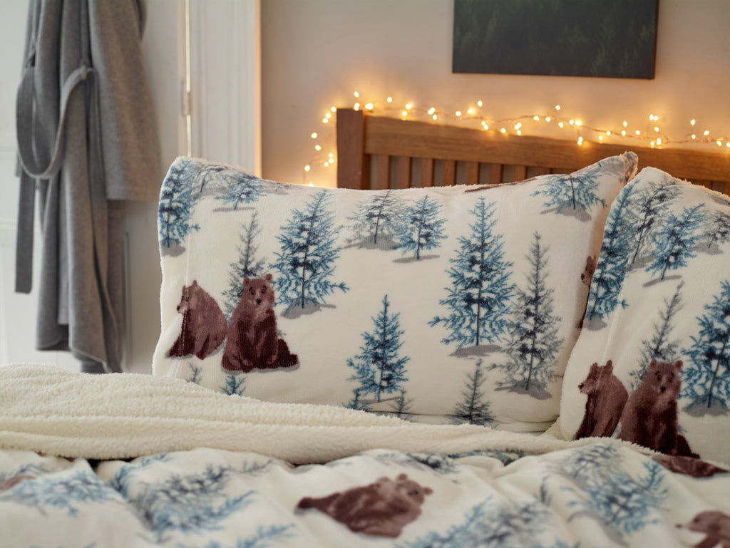 Deyongs 1846 Winter Bears Fleece Multi Duvet Set