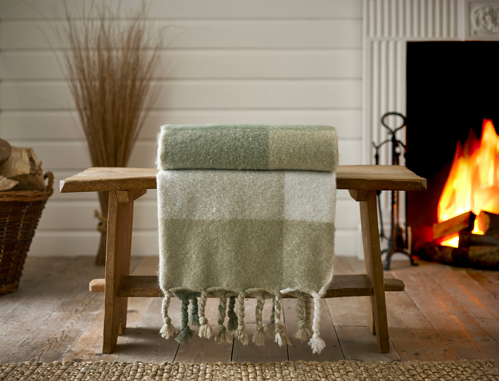 Deyongs York Supersoft Yarn Dyed Jacquard 130cm x 180cm Throws