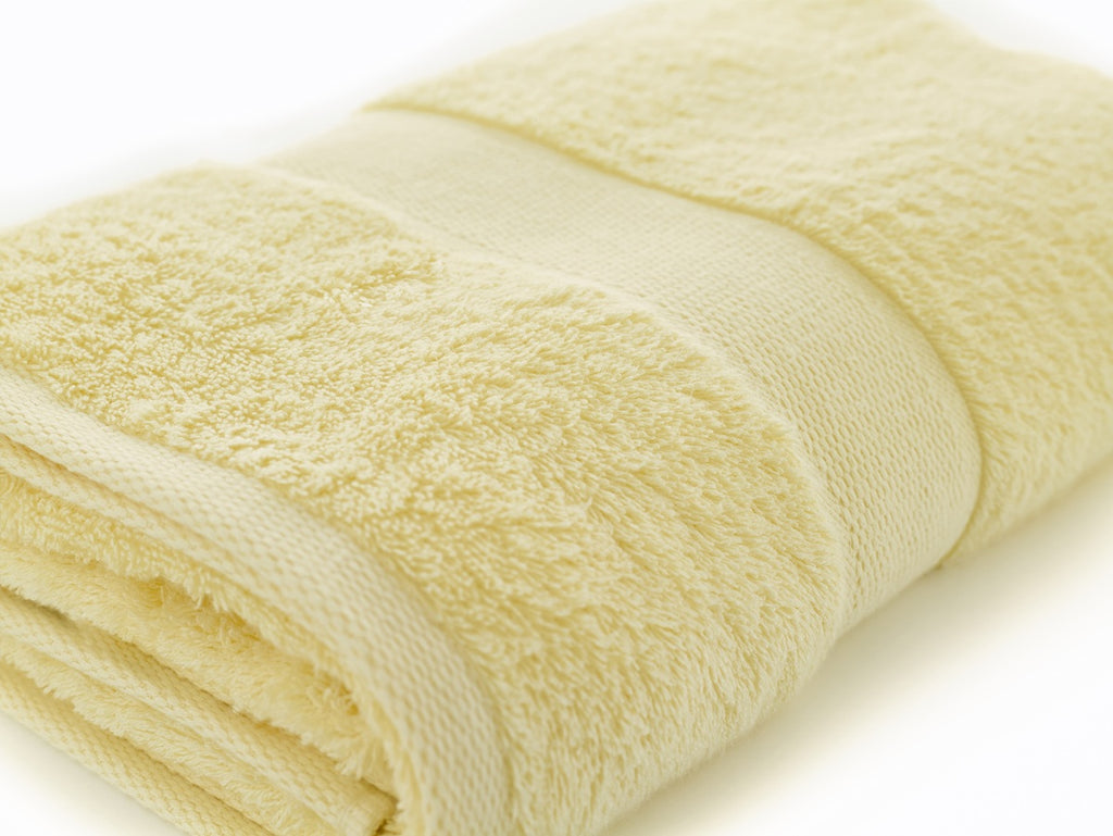 Deyongs Egyptian Embrace 100% Cotton 550gsm Lemon Towels