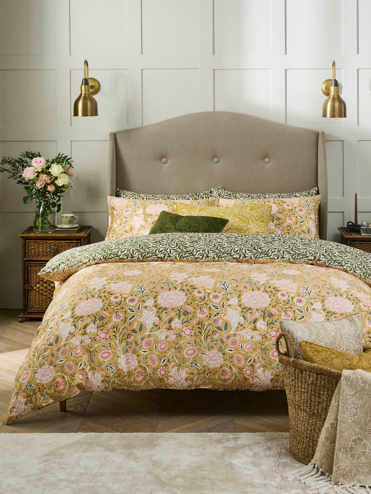 William Morris at Home Double Bough Gold Duvet Set