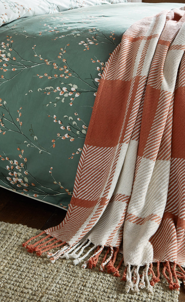 Laura Ashley Dylan 150cm x 200cm Throw