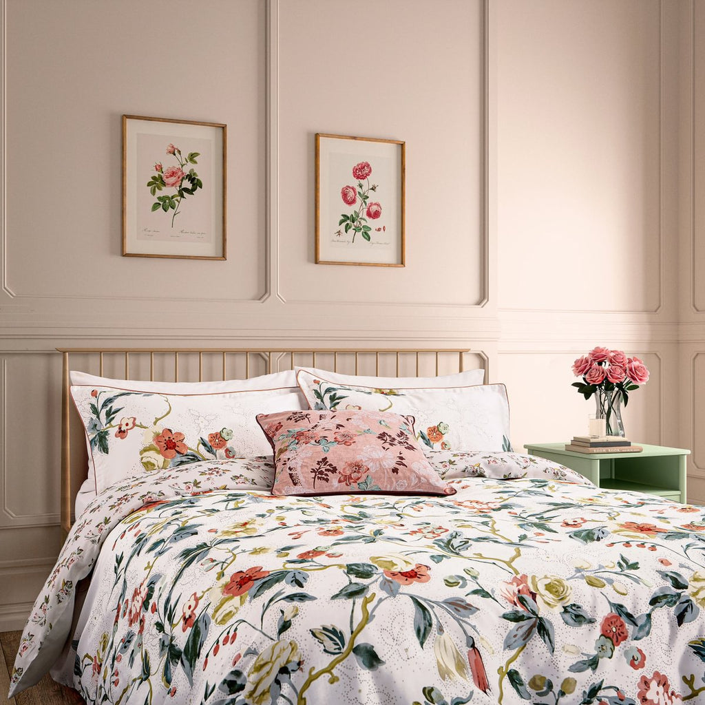 English Heritage Craven Street Floral Trail Vintage Peony Duvet Set