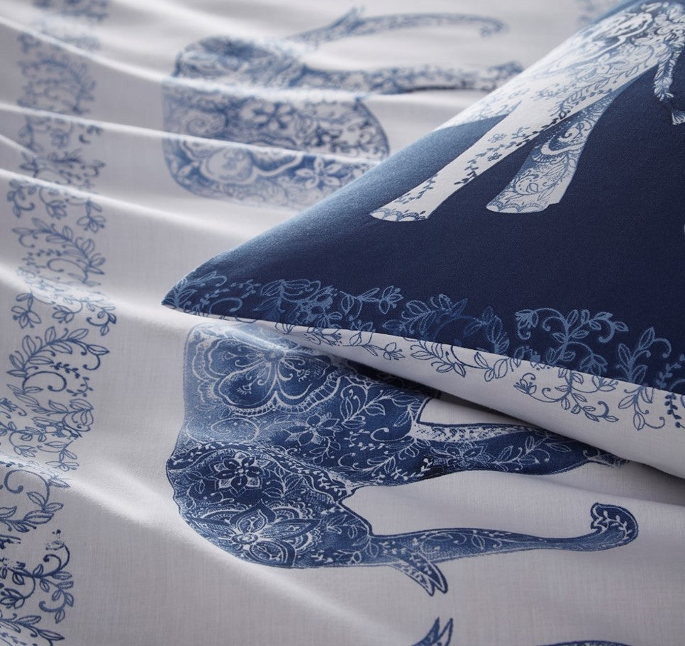 Simply Charlotte Elephant Blue/White Duvet Set