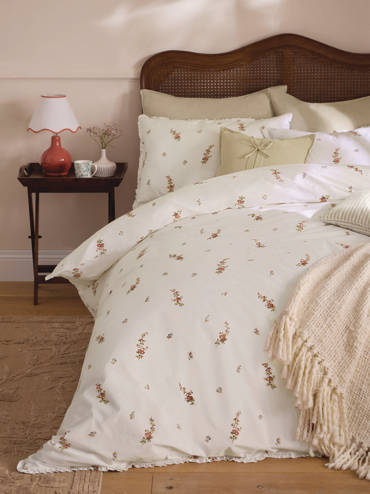 Laura Ashley Elsie Bouquet Pale Cranberry Duvet Set