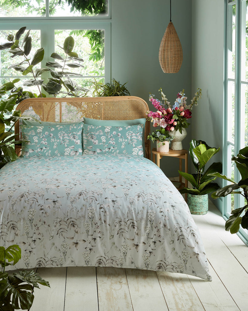 Graham & Brown Ethereal Flora Dawn Duvet Set