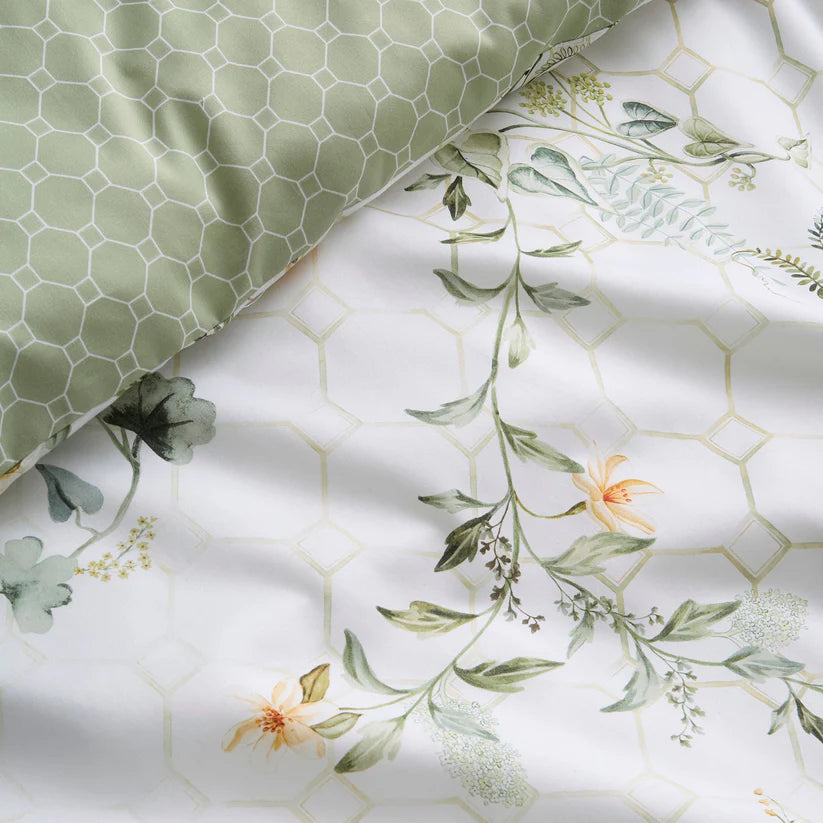 Appletree Floral Trellis Green Duvet Set
