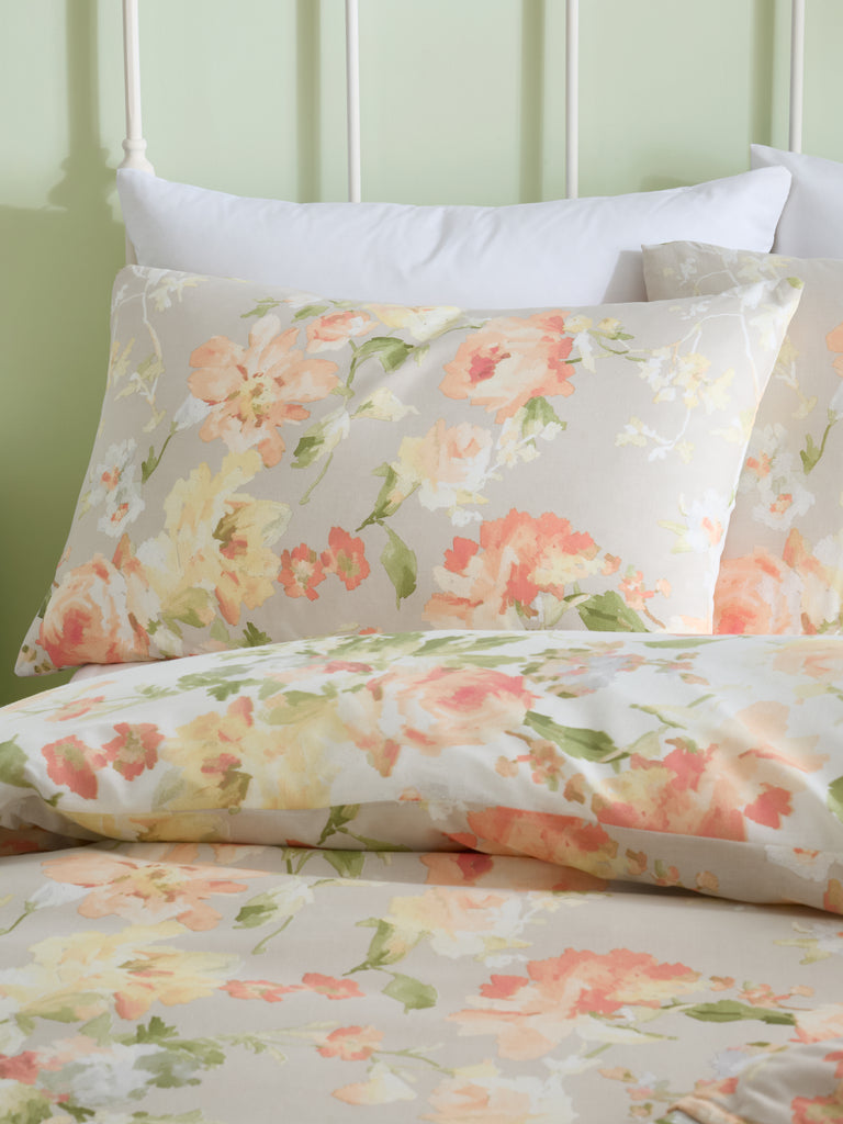 Dreams n Drapes Design Florette Duvet Set