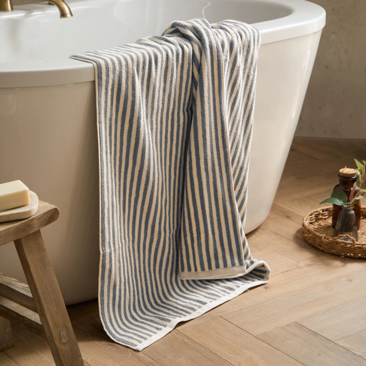 The Linen Yard Hebden Stripe 450gsm 100% Cotton Towels