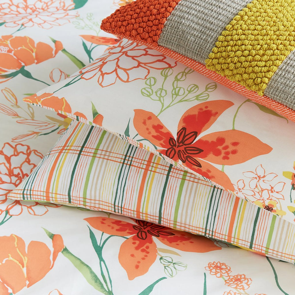 Helena Springfield Budding Brights Bella Duvet Set