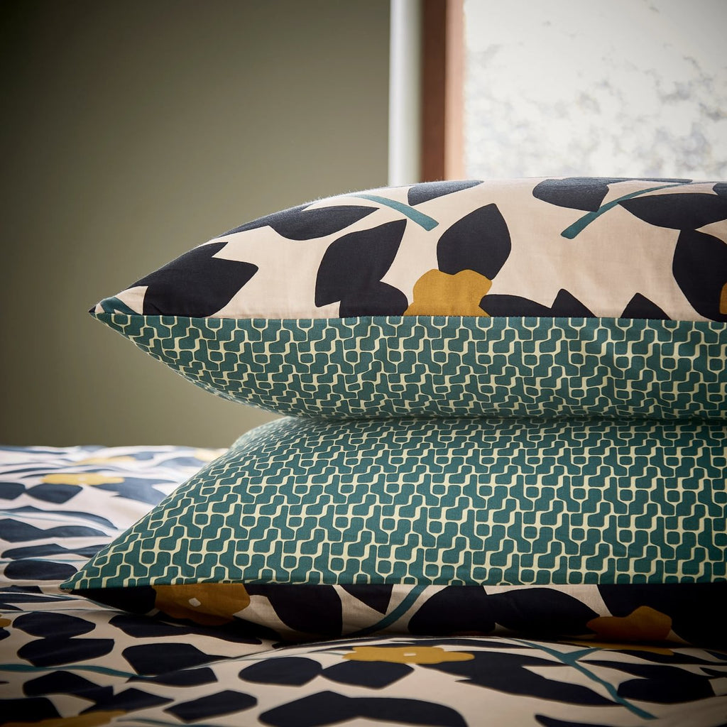 Loft Living by Helena Springfield Linnea Multi Duvet Set
