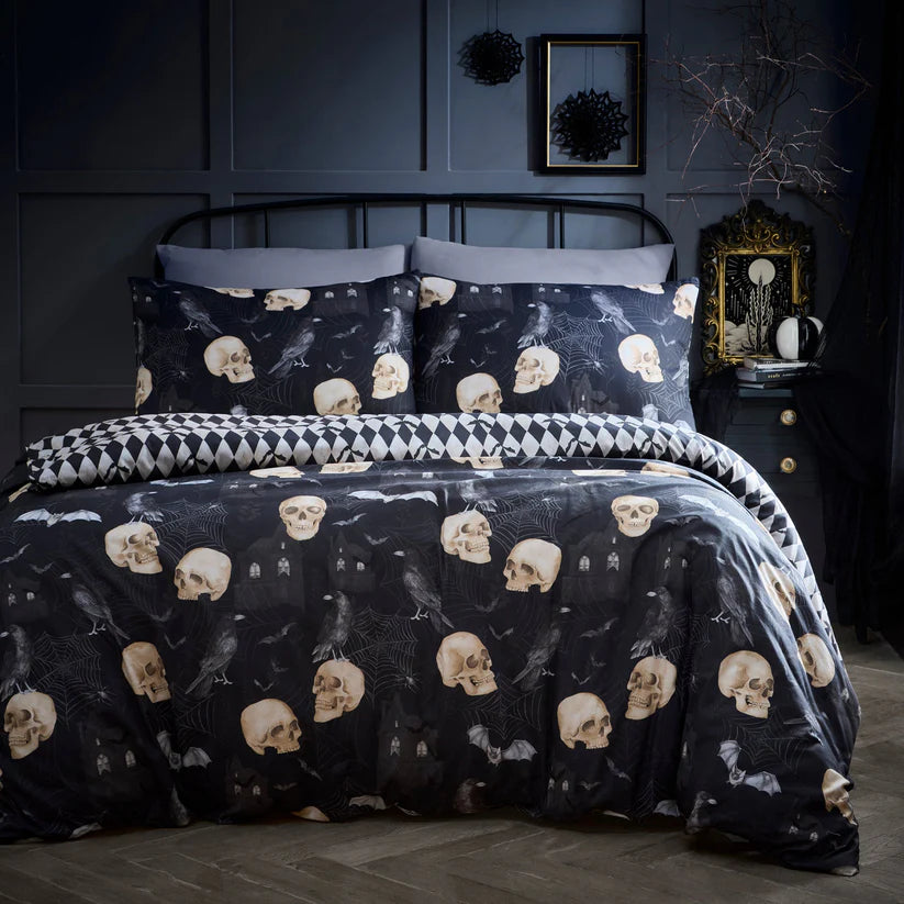 Fusion Gothic Skulls Black Duvet Set