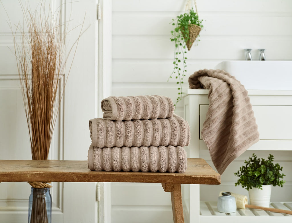 The Lyndon Company Hamilton Soft Rib Zero Twist 100% Cotton 550gsm Stone Towels