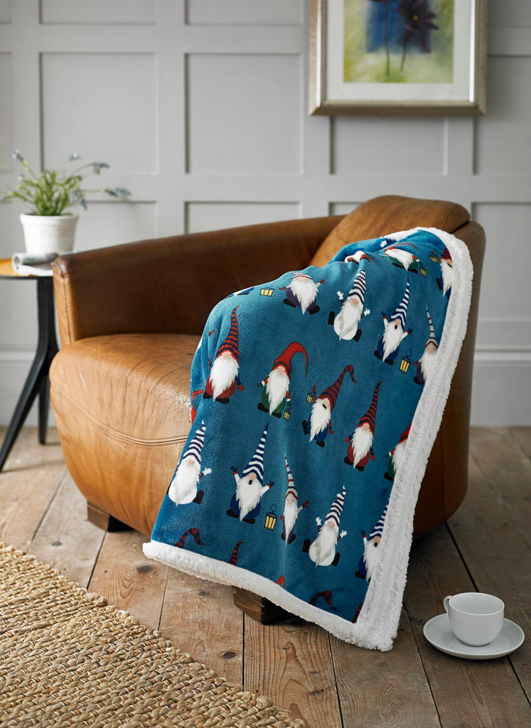 Deyongs 1846 Hey Ho Blue 140cm x 180cm Fleece Throw