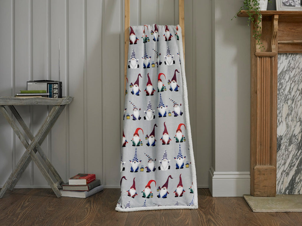 Deyongs 1846 Hey Ho Silver 140cm x 180cm Fleece Throw