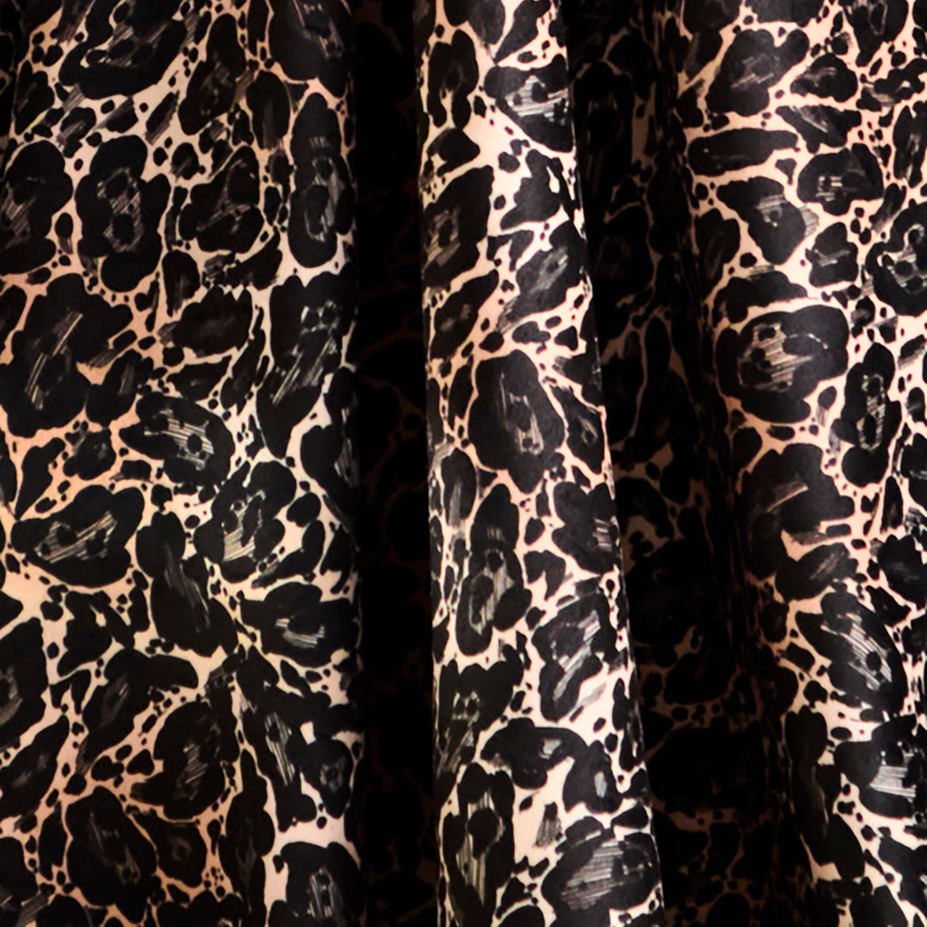 Laurence Llewelyn Bowen Josephine Gold 130cm x 180cm Throw