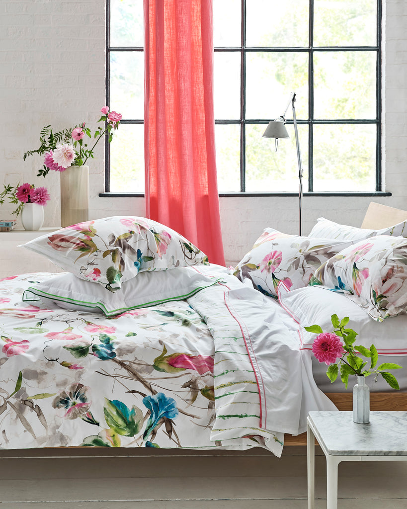 Designers Guild Japanese Magnolia Fuchsia Duvet Set