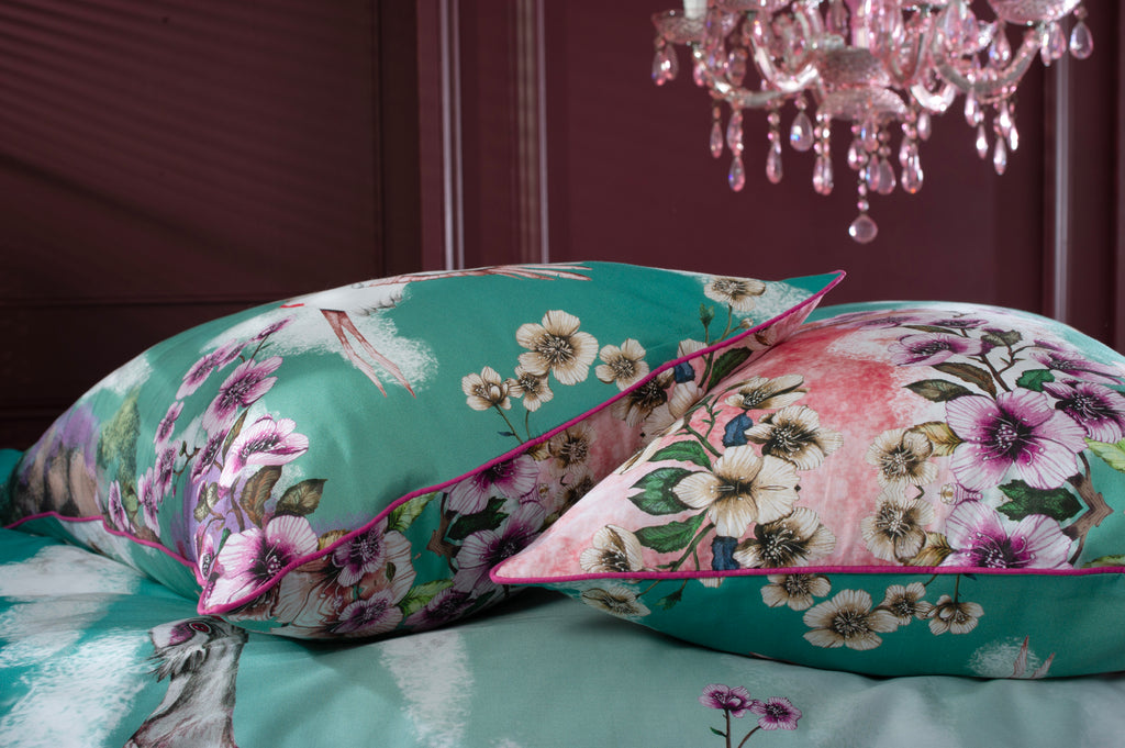 House of Norris Flight of the Heron Multi Duvet Set