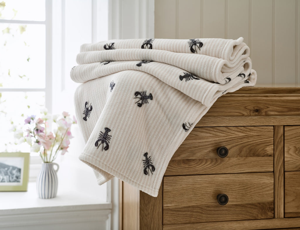 Lobster Creek Cozy Touch 150cm x 200cm Fleece Throws