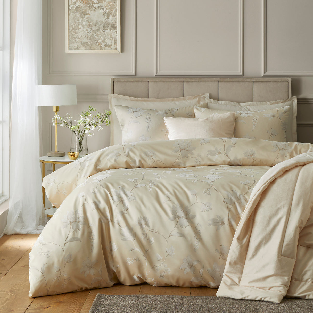 Soiree Lily Floral Jacquard Champagne Duvet Set