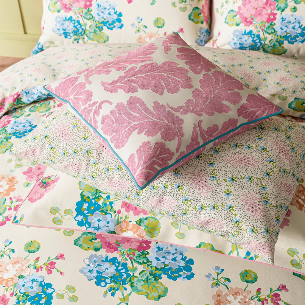 Land & Shore Lori Multi 50cm x 50cm Fibre Filled Cushion