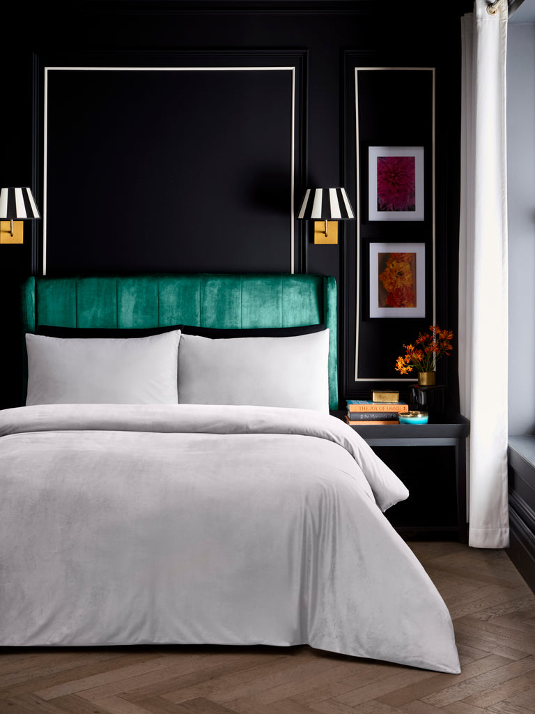 Laurence Llewelyn Bowen Montrose Luxury Velvet Duvet Set