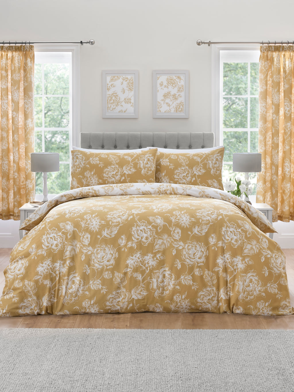 Dreams n Drapes Mishka Gold Duvet Set