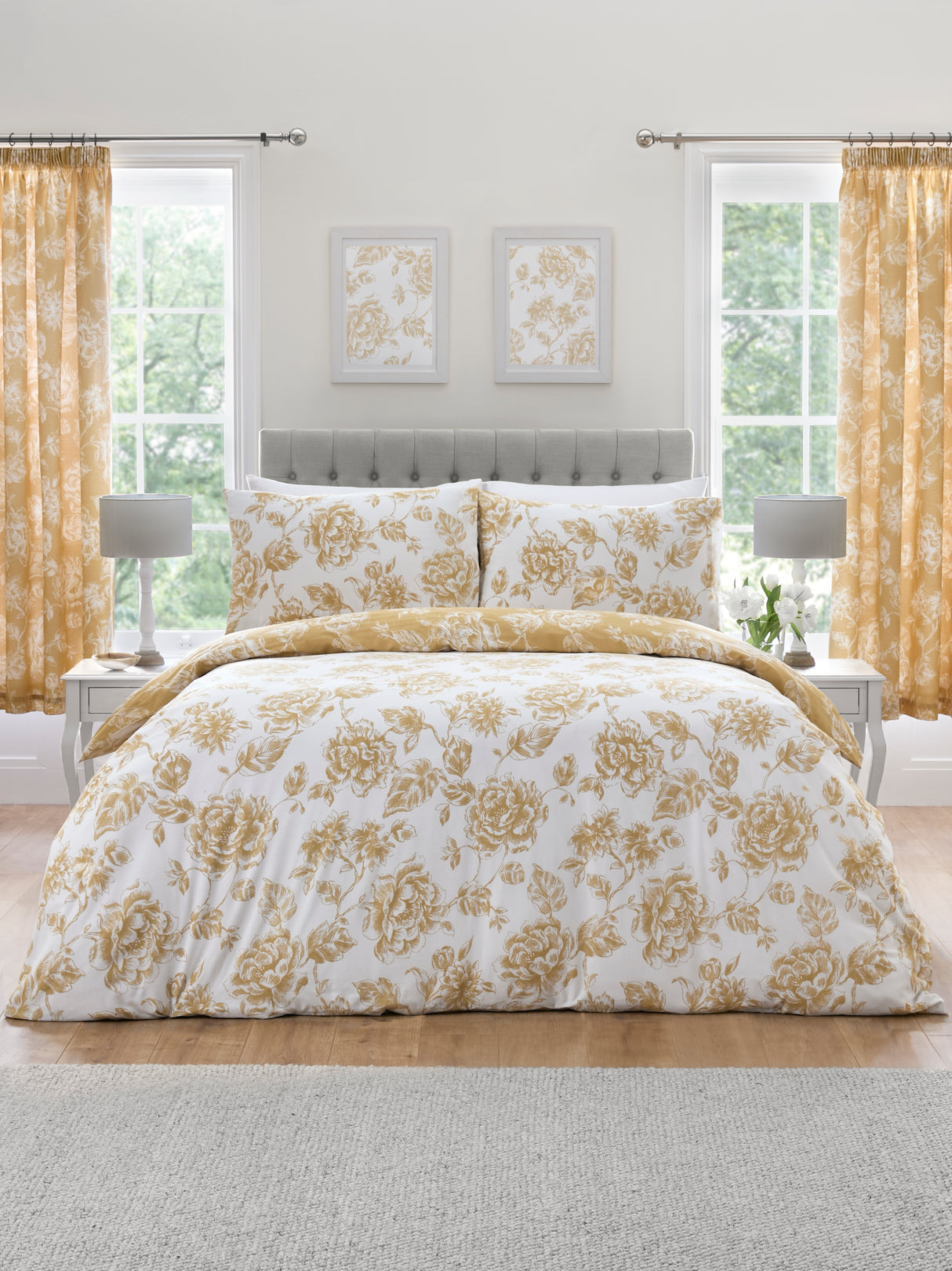 Dreams n Drapes Mishka Gold Duvet Set