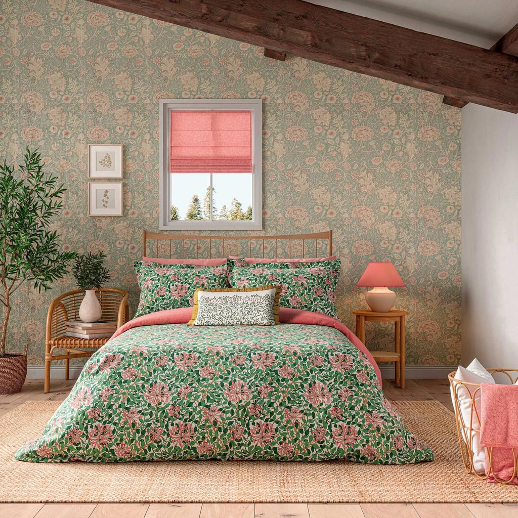 Morris & Co Honeysuckle Evergreen & Coral Duvet Set
