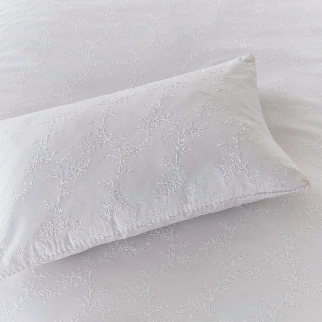 Murmur Bea White Duvet Set