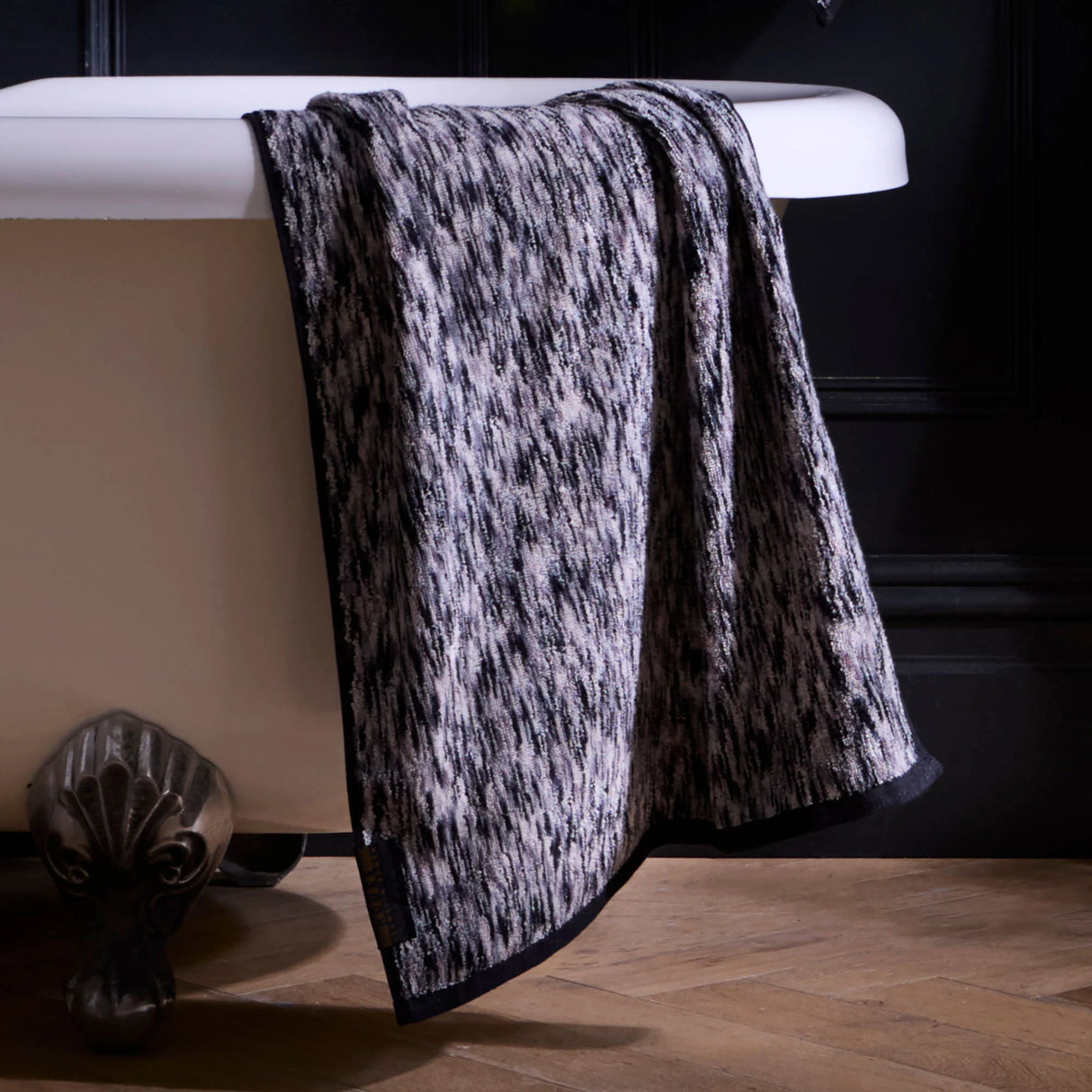 Laurence Llewelyn Bowen Orion Black 100% Cotton Towels
