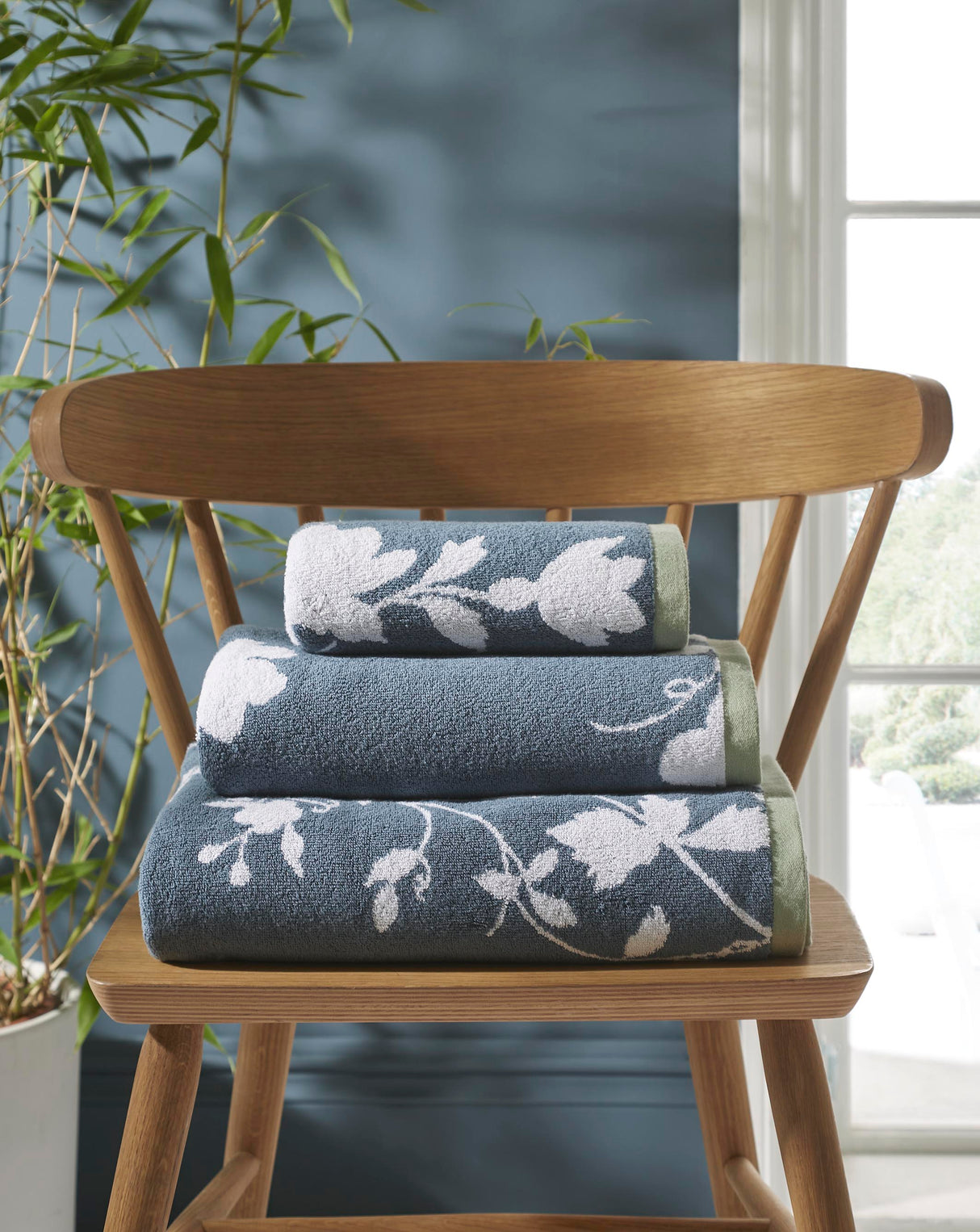 Laura Ashley Oriental Garden 100% Cotton 580gsm Towels
