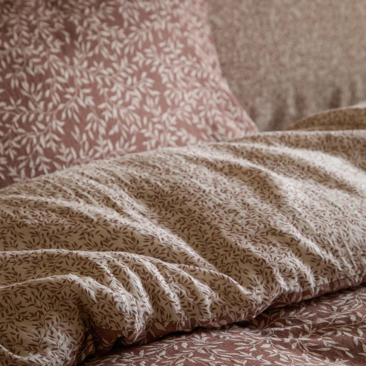 The Linen Yard Perrie Leaf Muslin Duvet Set