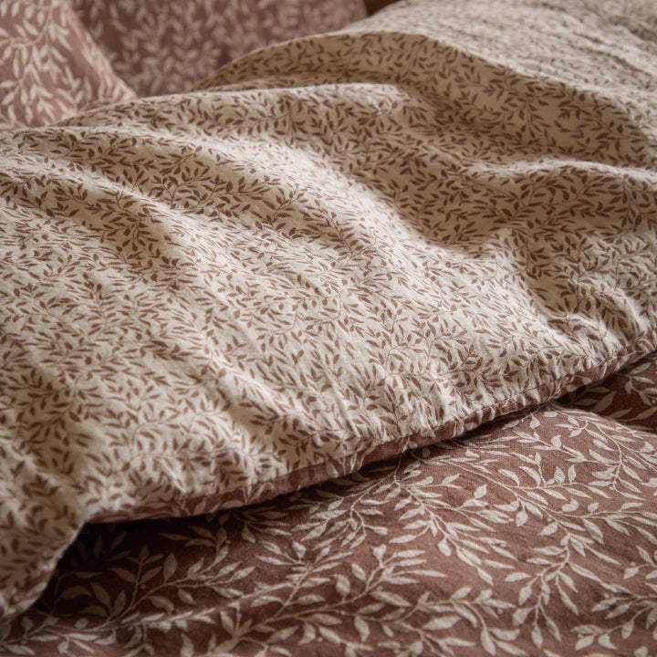 The Linen Yard Perrie Leaf Muslin Duvet Set