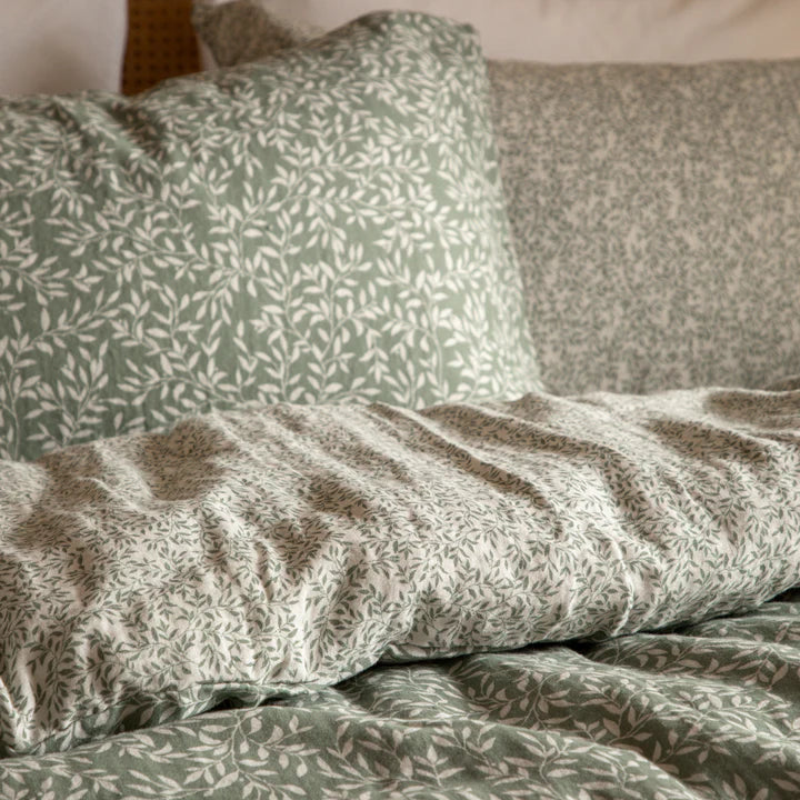 The Linen Yard Perrie Leaf Muslin Duvet Set